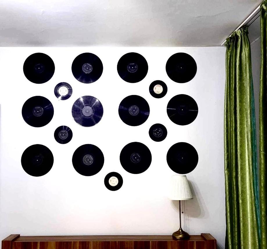 Central Park Hollywood Apartment Bucarest Extérieur photo