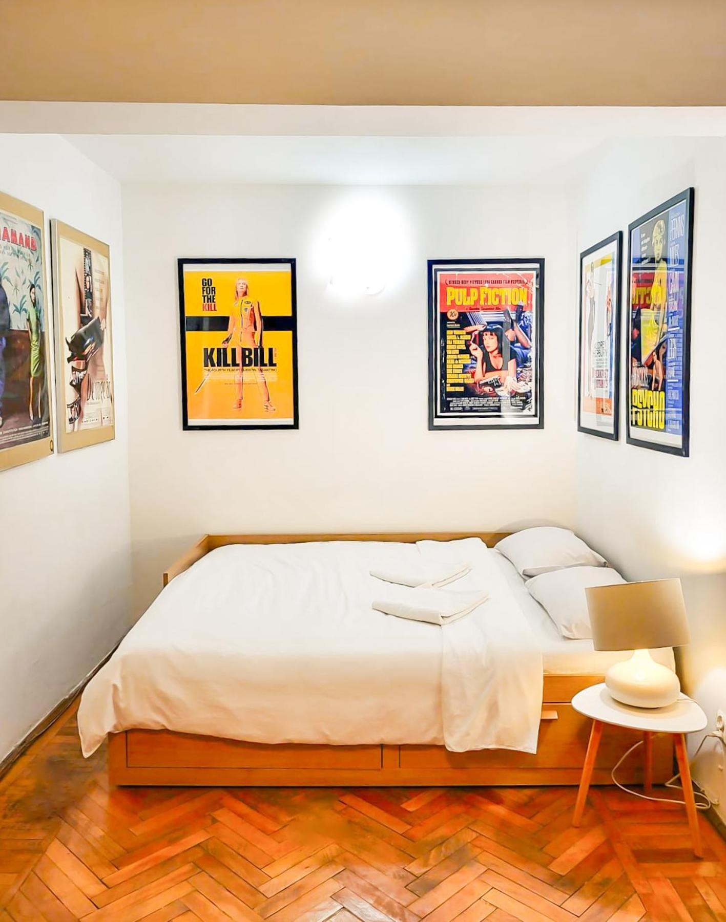 Central Park Hollywood Apartment Bucarest Extérieur photo